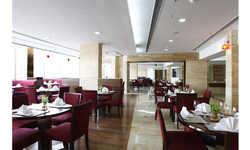 The Bridge - Hotel Clarks Inn Gurgaon, Civil Lines, Gurgaon - nearbuy.com