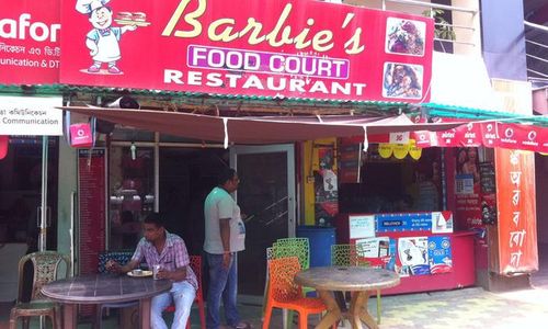 barbie food court