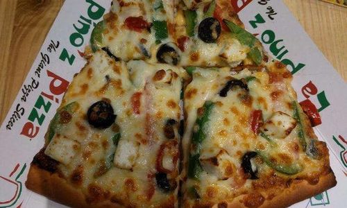 la pinoz pizza surat pal