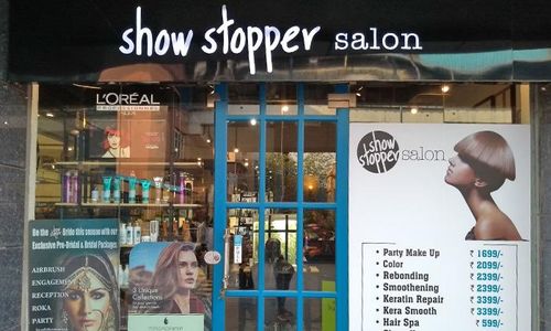 Show Stopper Salon, Lakshmi Nagar District Centre, New Delhi 
