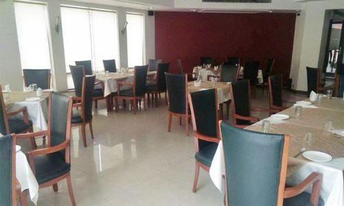 Malibu Towne Country Club Malibu Town Gurgaon Nearbuy Com