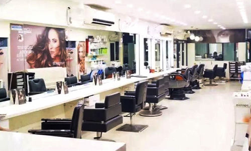 Krrishnas Salon, Rajouri Garden, New Delhi - nearbuy.com