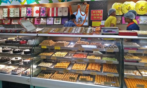 Sindhi Sweets Sector 17c Chandigarh Nearbuy Com