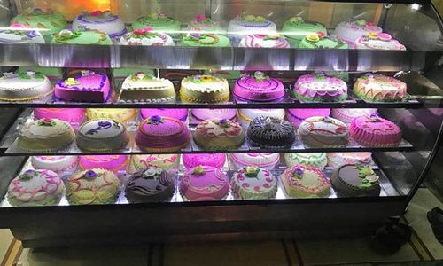 Cake Palace in South Extension 2,Delhi - Order Food Online - Best Bakeries  in Delhi - Justdial