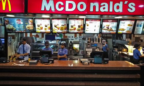 Mcdonald's, Chembur, Mumbai - Nearbuy.com