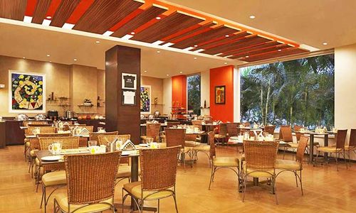 Citrus Cafe - Lemon Tree Hotel, Manapakkam, Chennai - nearbuy.com