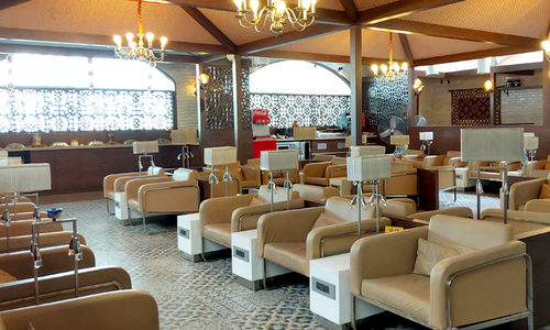 kolkata travel club lounge