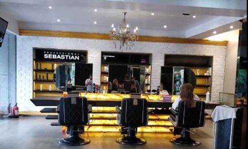 Hair Masters Luxury Salon, Ashok Vihar Phase 2, New Delhi 