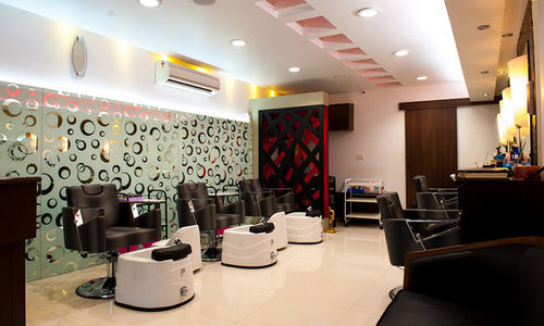 Neomis Salon and Spa - Le Meridien, , Calangute | nearbuy.com