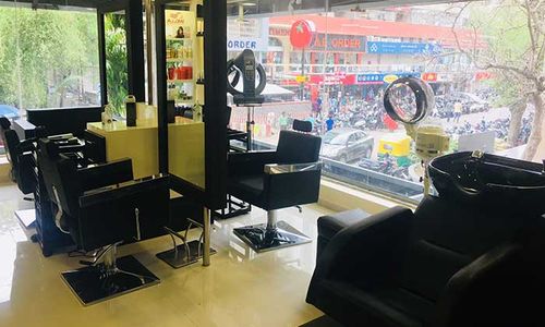 Jawed Habib Hair  Beauty Salon Ahmedabad