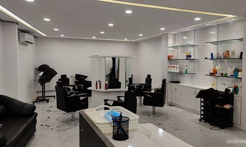 Studio 18 Unisex Hair and Beauty Salon, Shali Banda, Hyderabad 