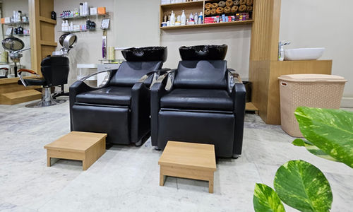 Pixie Salon & Academy Park Circus, Kolkata - 22 Offer at Nearbuy.com